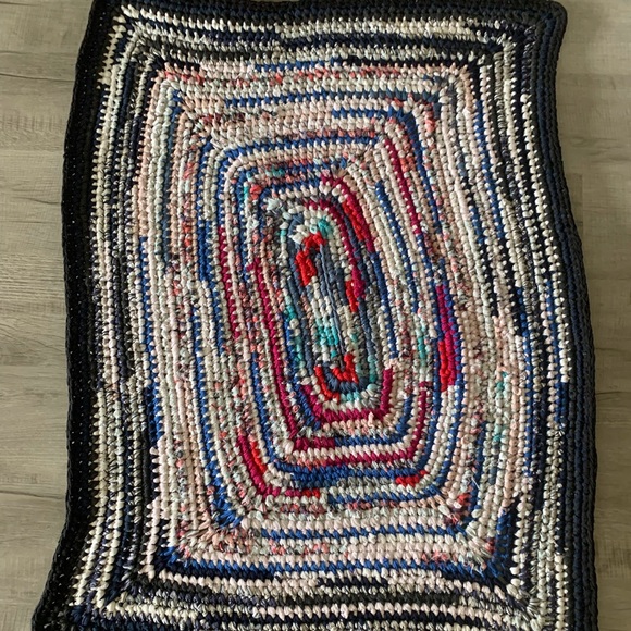 Rug. NWOT - Picture 2 of 14